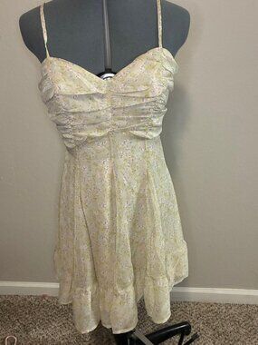 Storia Floral Midi Dress M Ruched Sweetheart Fairy